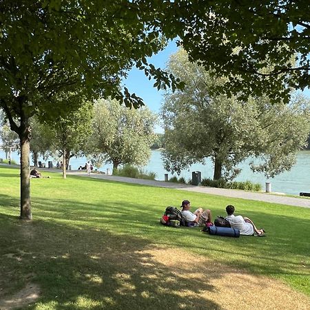 ברטיסלאבה Netradicny Apartman V Centre מראה חיצוני תמונה